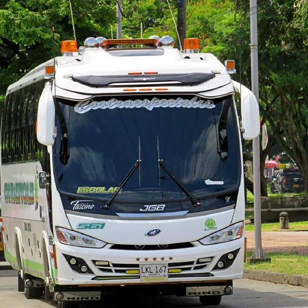 Mesa de trabajo 1 copia 3buseton cootraespeciales
